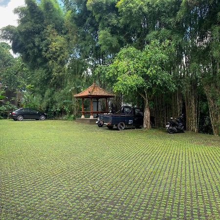 Senetan Villas&Spa Resort Ubud Exteriör bild