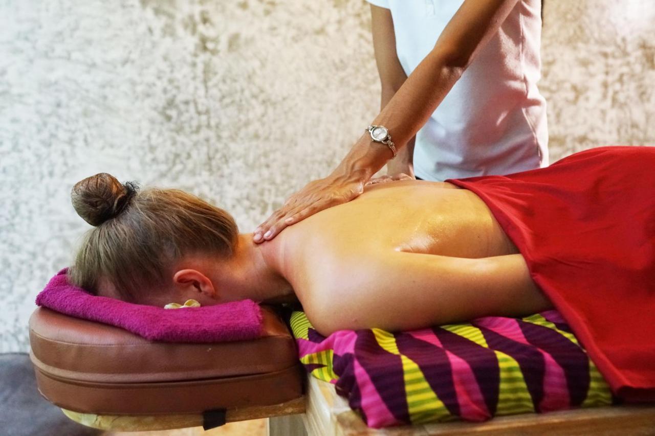 Senetan Villas&Spa Resort Ubud Rum bild